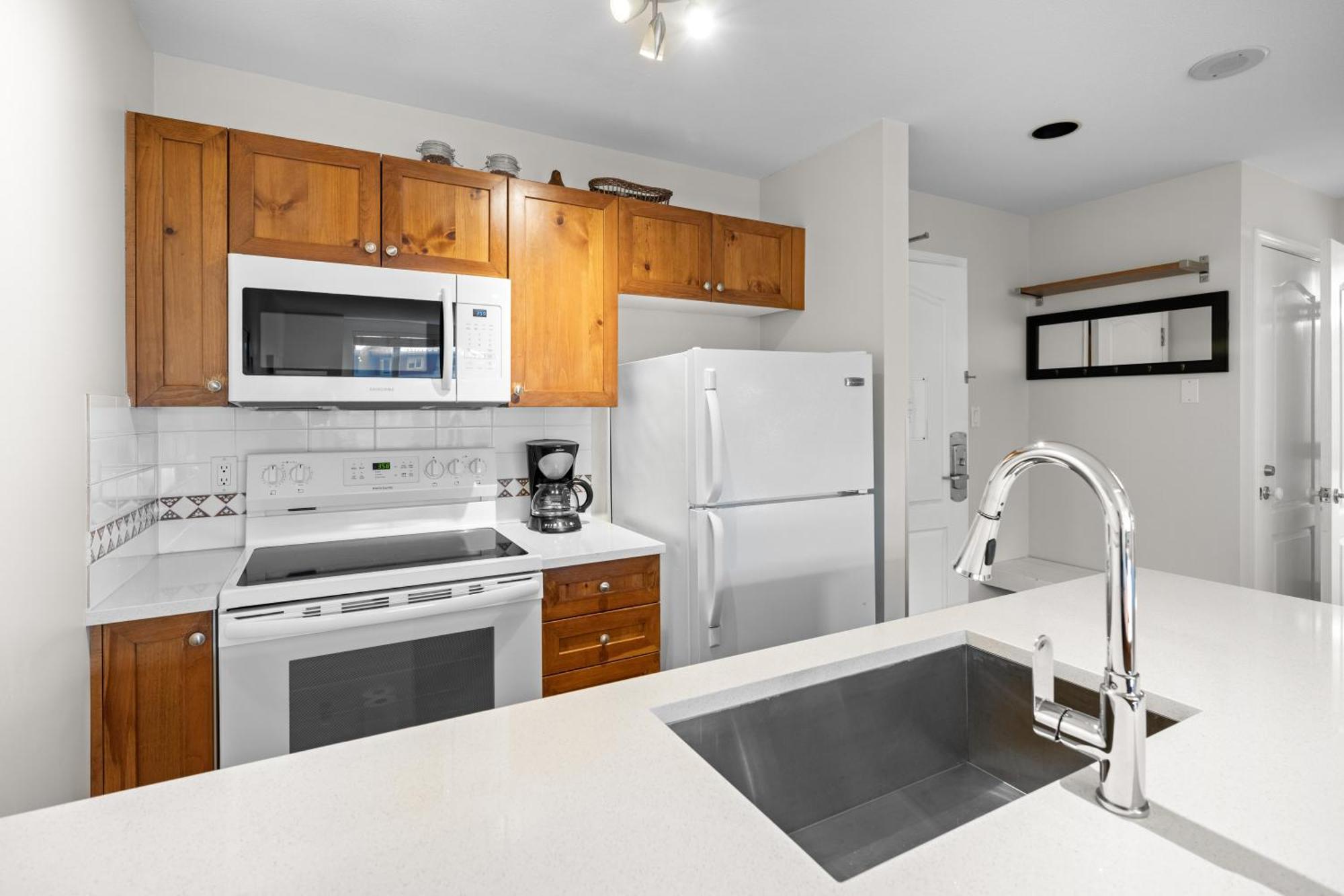 Bear Lodge One Bedroom By Mva Whistler Bagian luar foto
